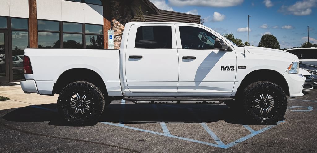 Used 2014 RAM 1500 Express AWD/4WD image 24
