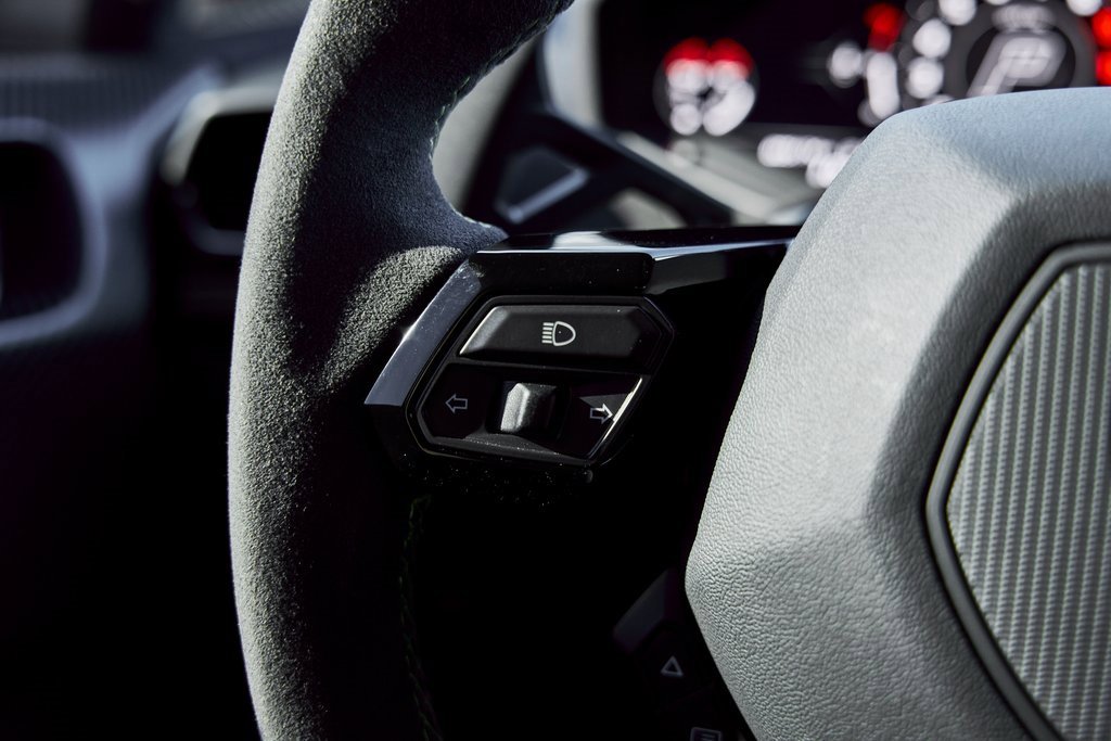 Used 2024 Lamborghini Huracan Sterrato image 56