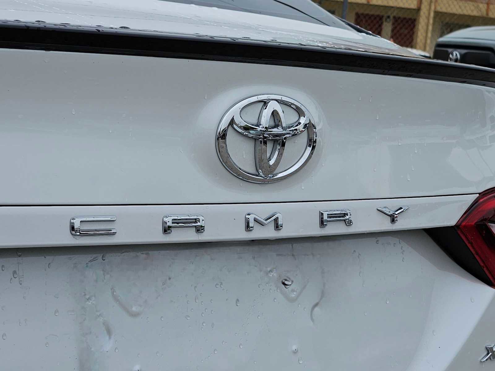 Used 2022 Toyota Camry XSE FWD image 13