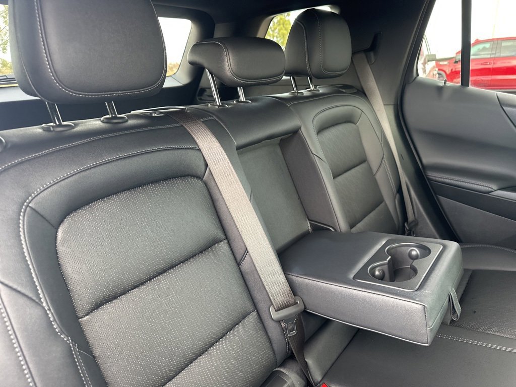 Used 2025 Chevrolet Equinox LT w/ Convenience Package II image 23