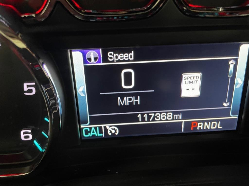 Used 2018 Chevrolet Suburban LT AWD/4WD image 33