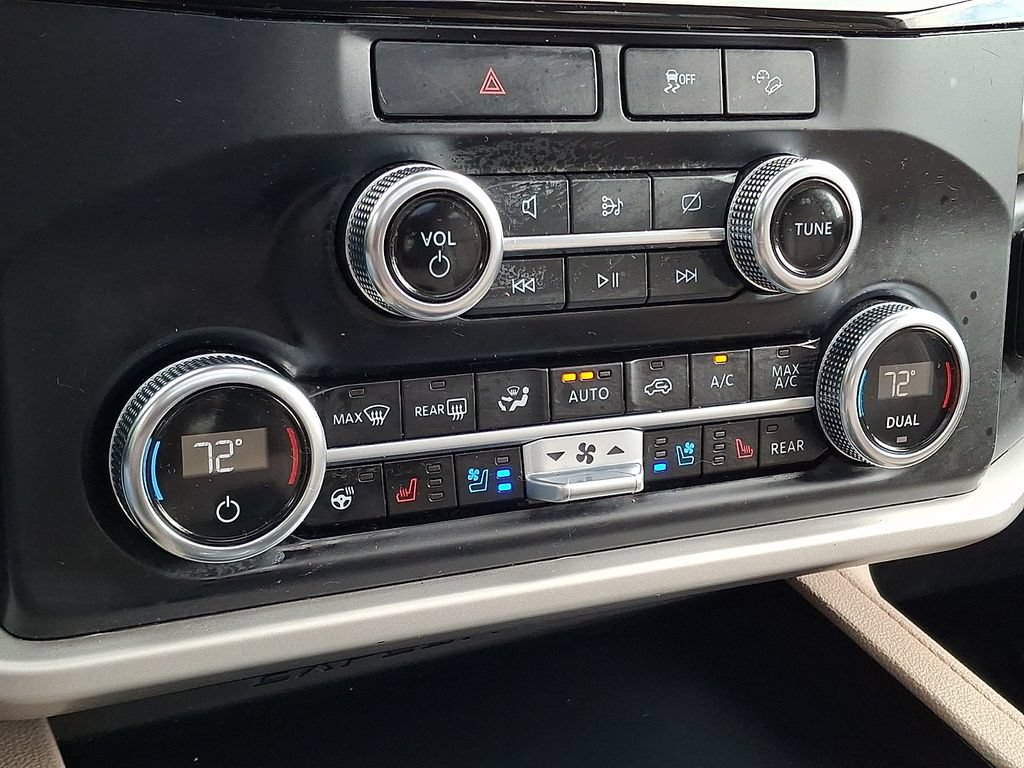 Used 2023 Ford Expedition XLT AWD/4WD image 19