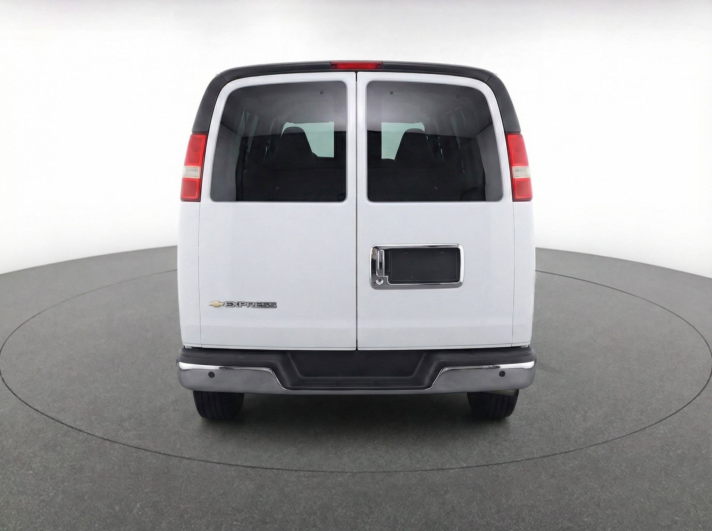 Used 2025 Chevrolet Express 3500 LT w/ LT Preferred Equipment Group image 7