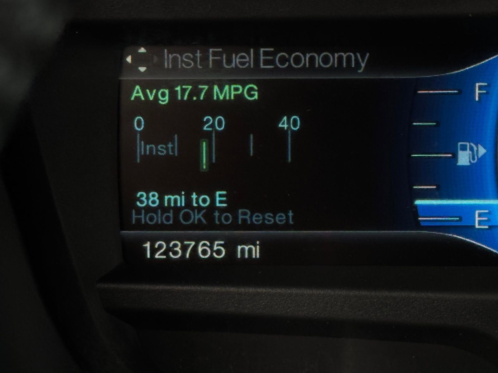 Used 2015 Ford Explorer XLT w/ Equipment Group 202A image 18