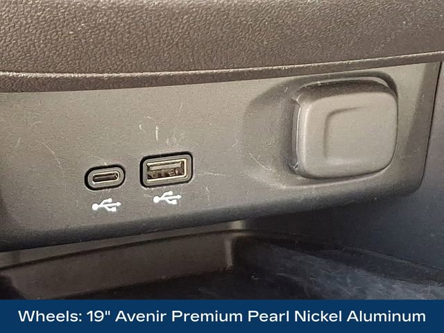 Used 2025 Buick Envista Avenir image 17