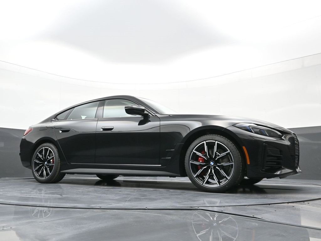 New 2026 BMW 430i xDrive w/ M Sport Package image 23