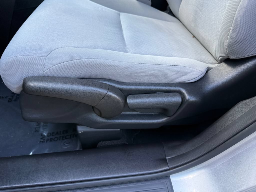 Used 2015 Honda CR-V LX image 16