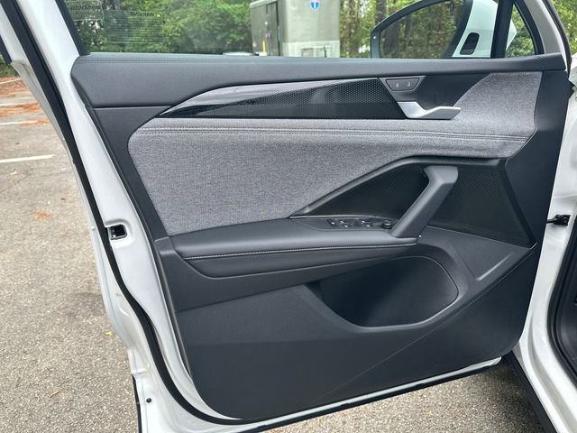 Certified 2025 Volkswagen Tiguan S image 10