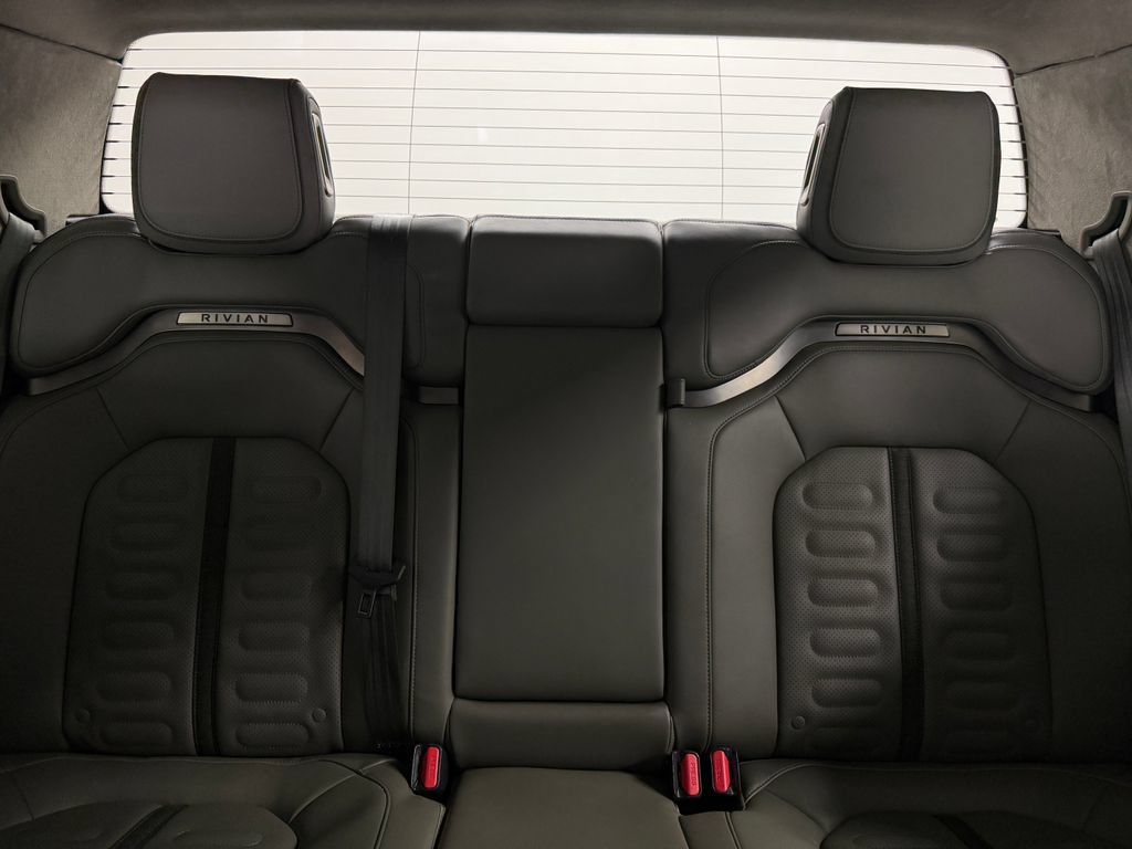 Used 2022 Rivian R1T Launch Edition AWD/4WD image 32
