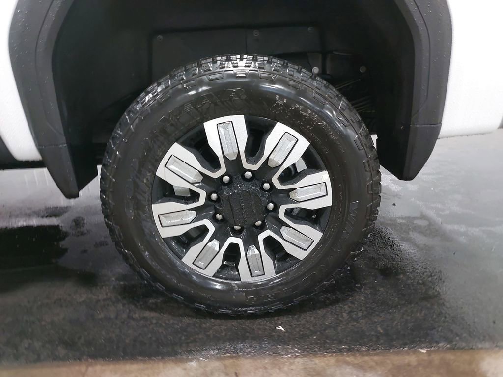 New 2026 GMC Sierra 2500 Denali w/ Denali Reserve Package image 33