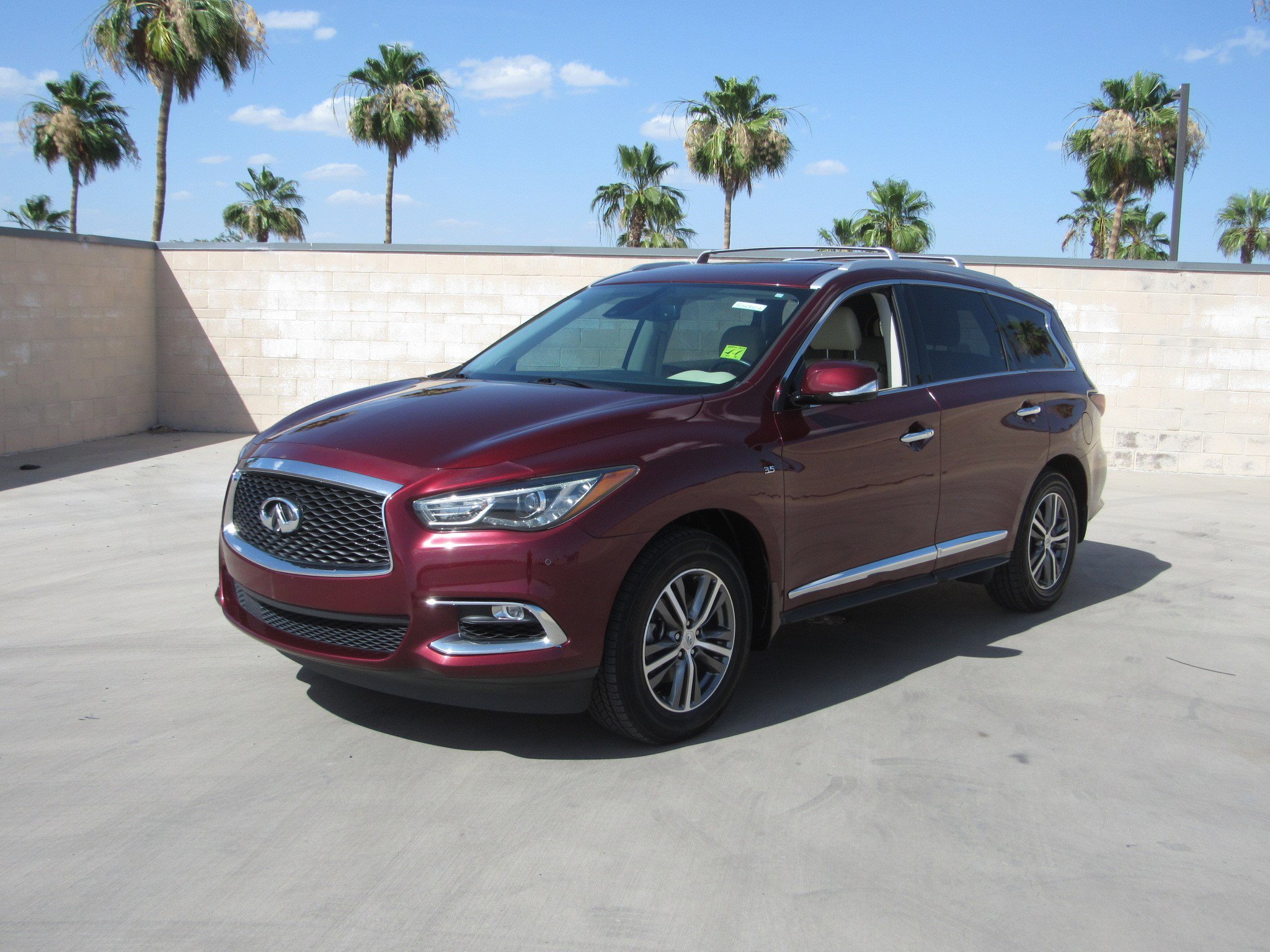 Used 2020 INFINITI QX60 Luxe w/ Essential Package