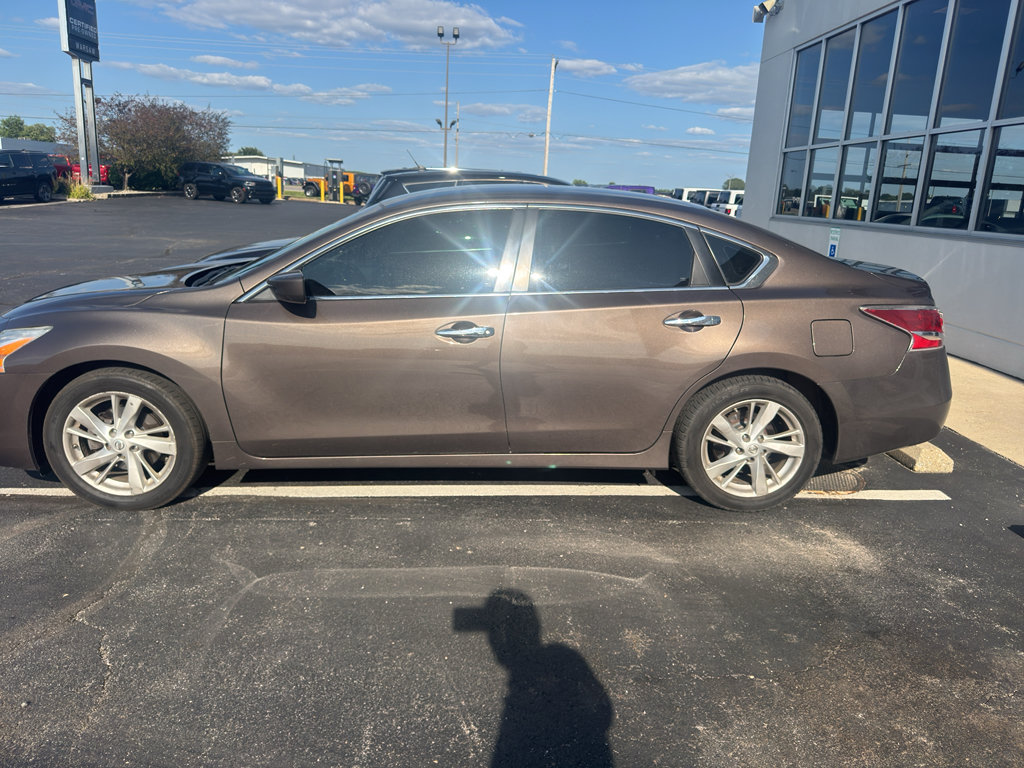 Used 2014 Nissan Altima 2.5 SV FWD image 7