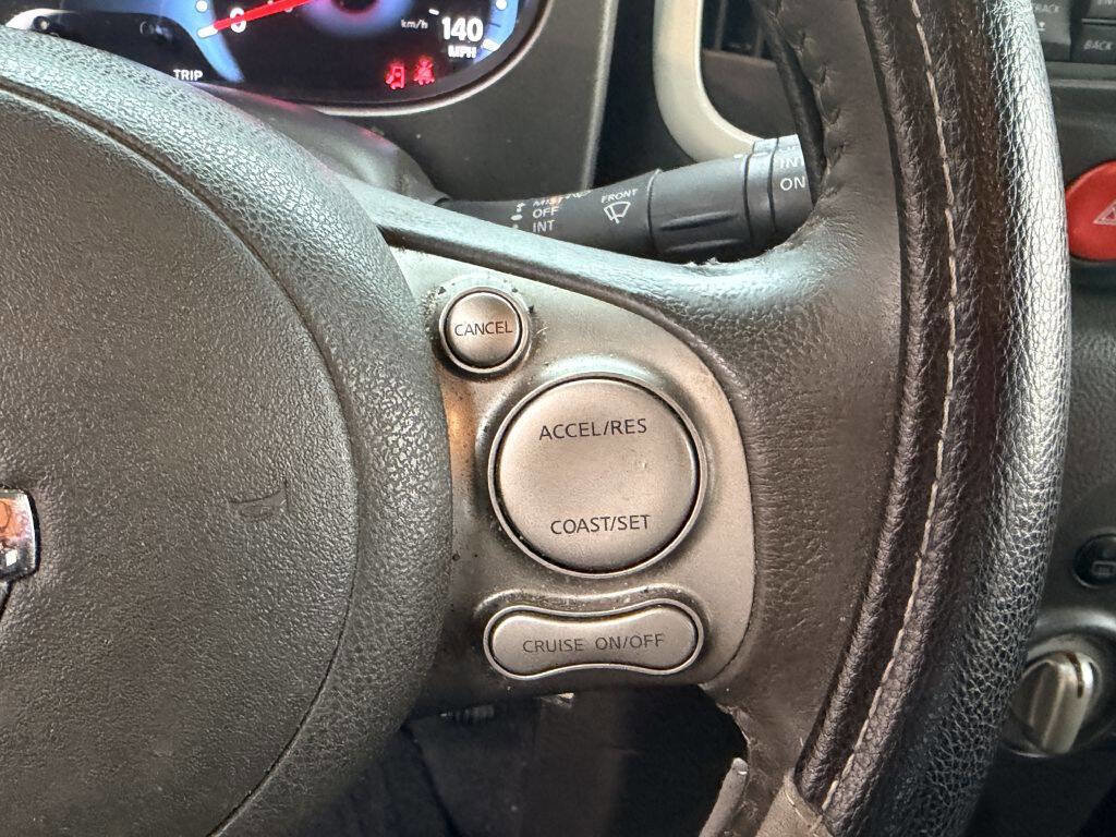 Used 2010 Nissan Cube 1.8 S w/ Interior Designer Pkg FWD image 15