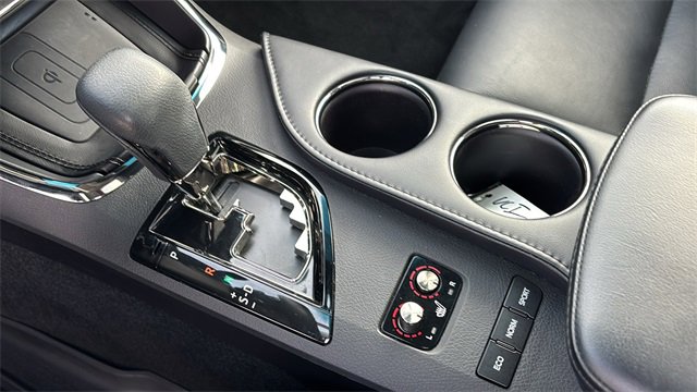 Used 2017 Toyota Avalon XLE Premium image 22