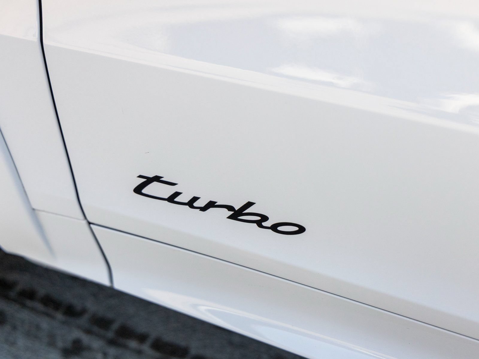 New 2025 Porsche Cayenne Turbo AWD/4WD image 19