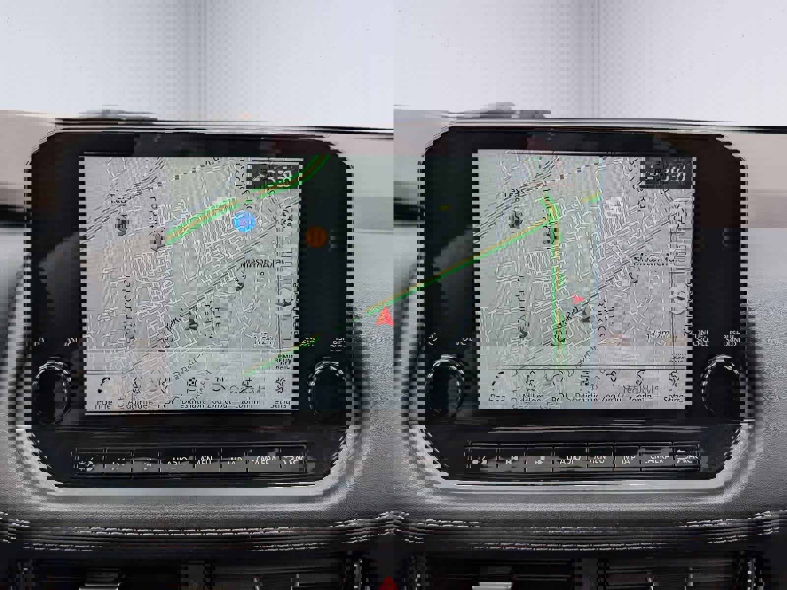 Used 2022 Nissan Rogue Platinum w/ Head-Up Display Package image 28