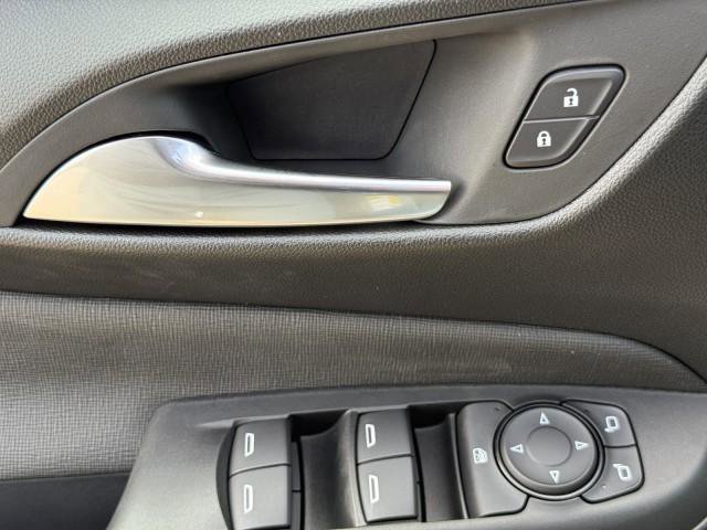 New 2026 Buick Envista Preferred image 19