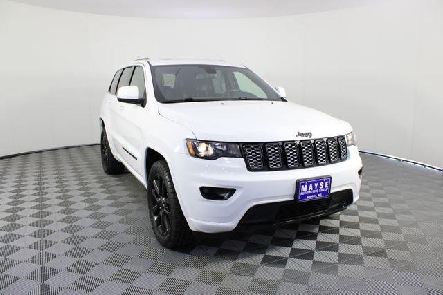 Used 2022 Jeep Grand Cherokee Laredo X image 26