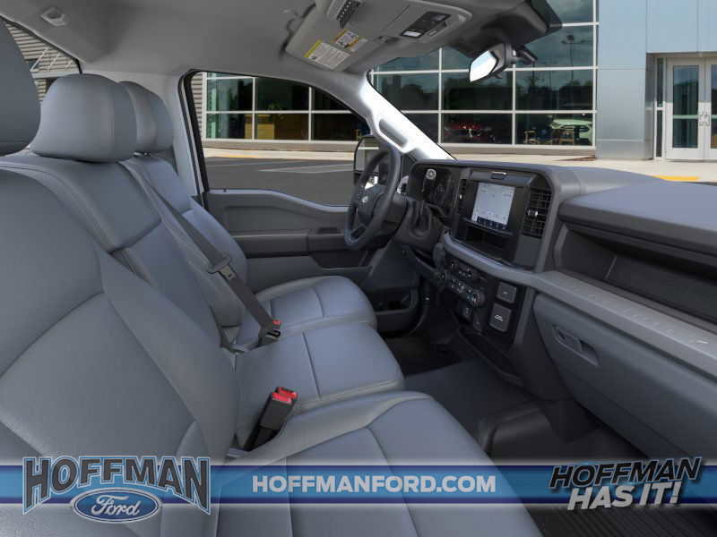New 2025 Ford F550 4x4 Regular Cab Super Duty image 22