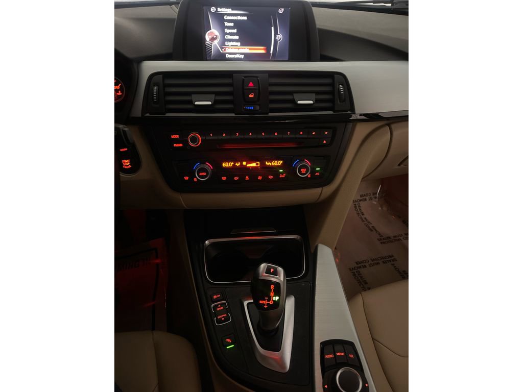 Used 2015 BMW 335i Sedan RWD image 29