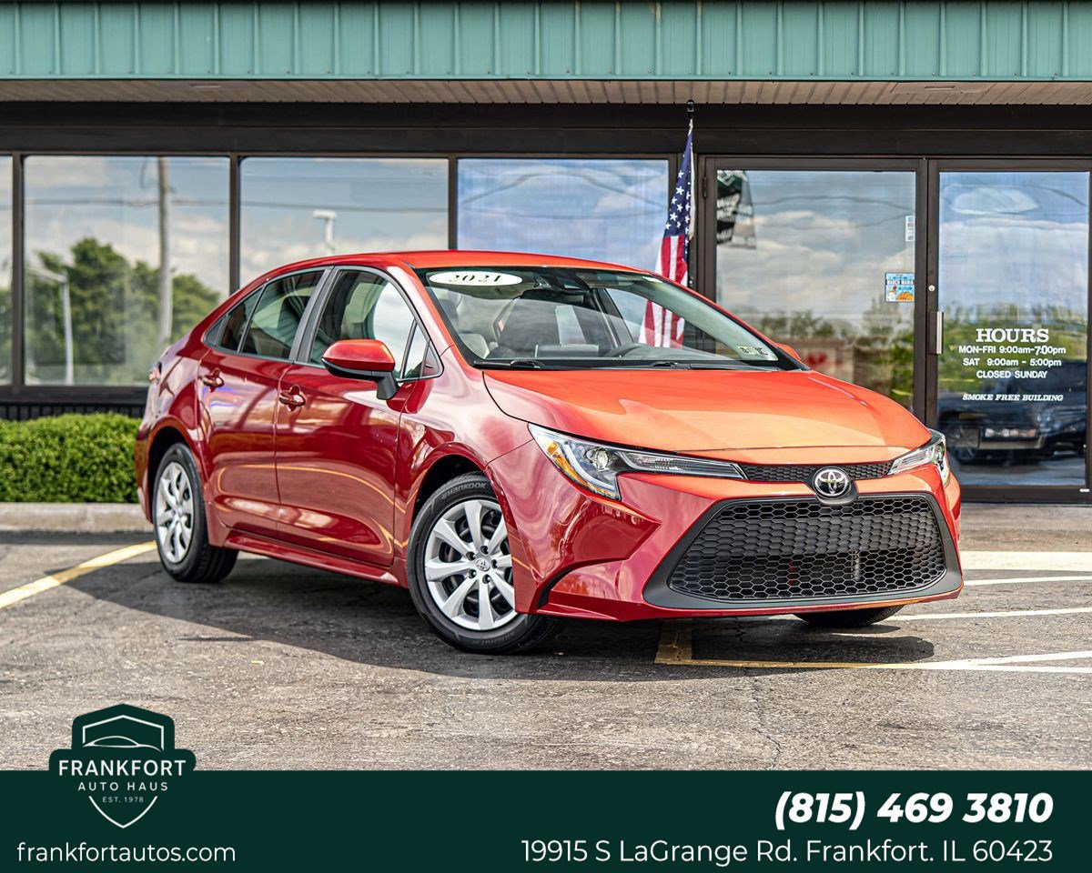 Used 2021 Toyota Corolla LE FWD image 1