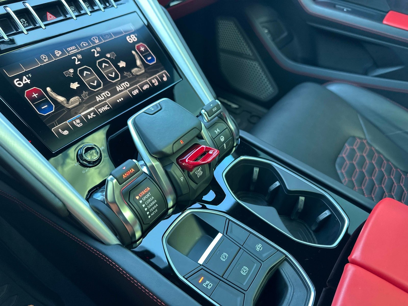 Used 2022 Lamborghini Urus image 29