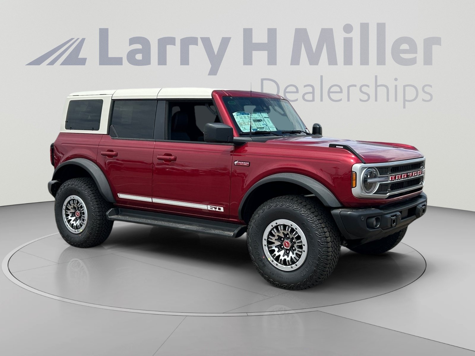 New 2026 Ford Bronco Outer Banks w/ Sasquatch Package AWD/4WD image 7