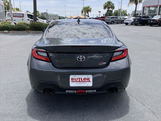 Certified 2022 Toyota GR86 RWD image 4