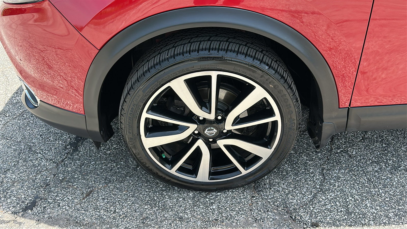 Certified 2018 Nissan Rogue Sport SL w/ SL Premium Package AWD/4WD image 9