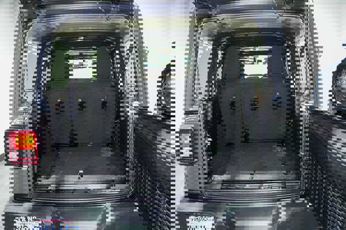 Used 2021 Jeep Wrangler Unlimited Sport image 23