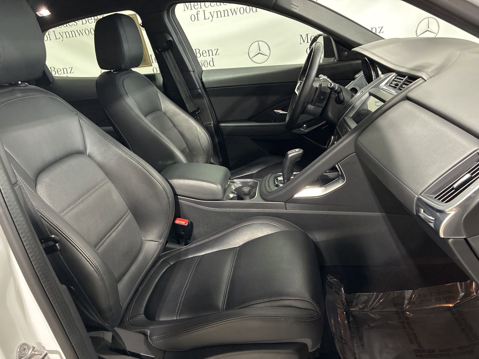 Used 2020 Jaguar E-PACE image 19