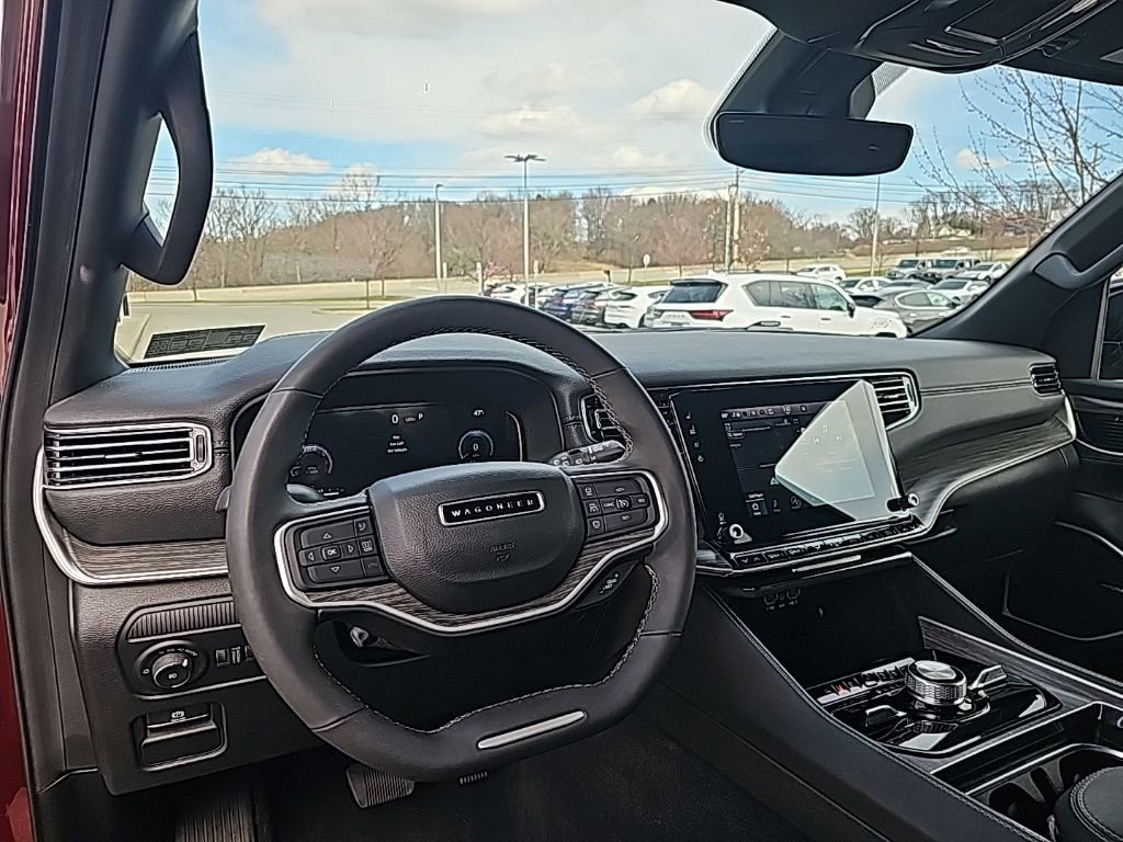 Used 2024 Jeep Wagoneer Series III image 37