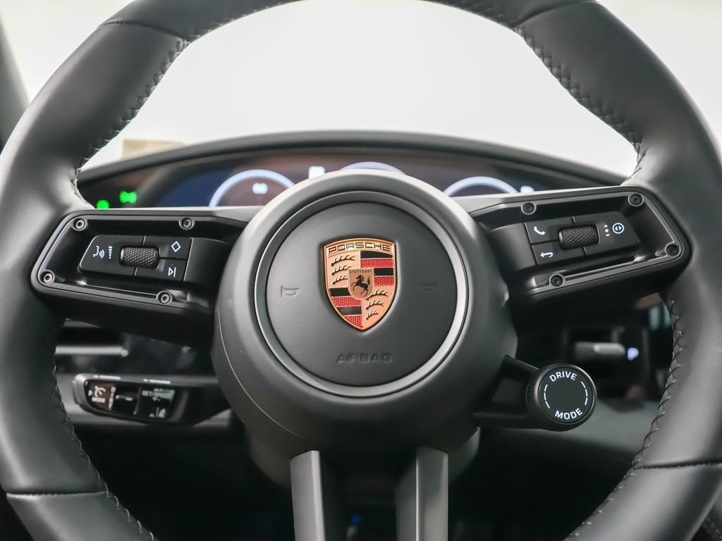 New 2026 Porsche Taycan image 28