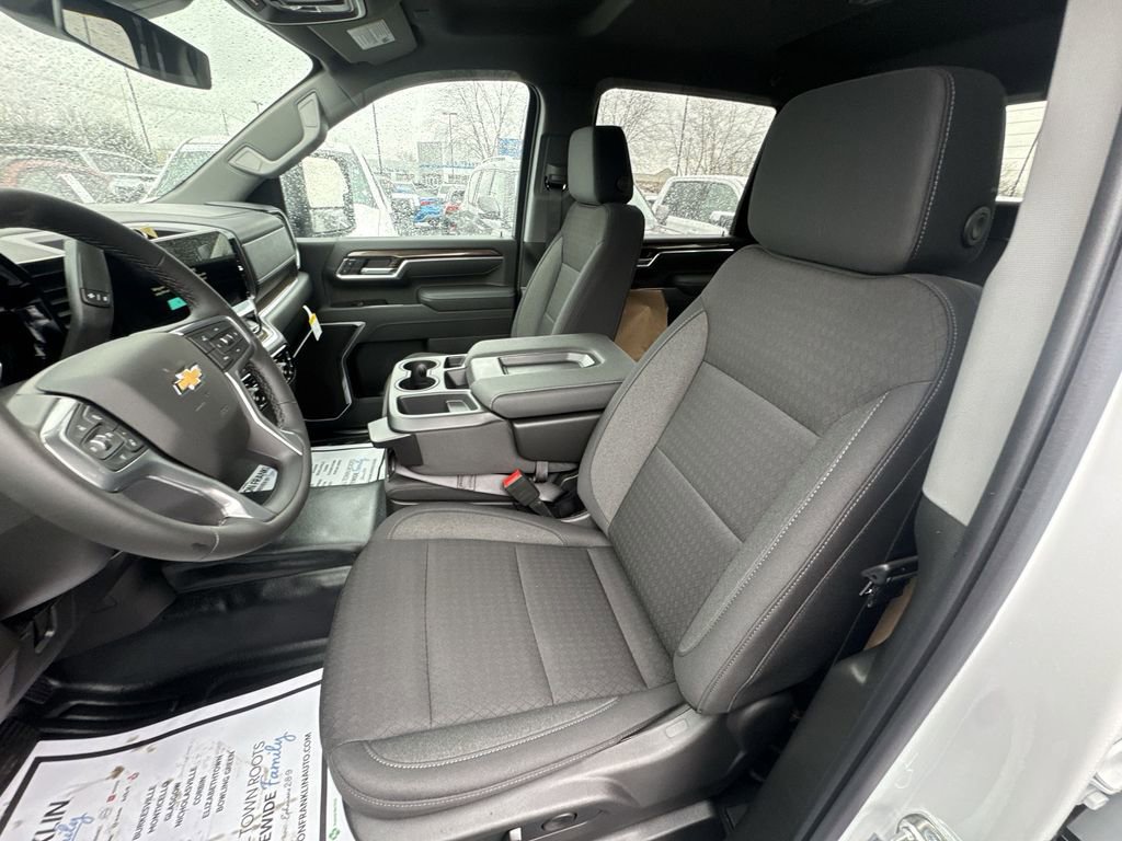 New 2026 Chevrolet Silverado 3500 LT w/ Convenience Package image 3