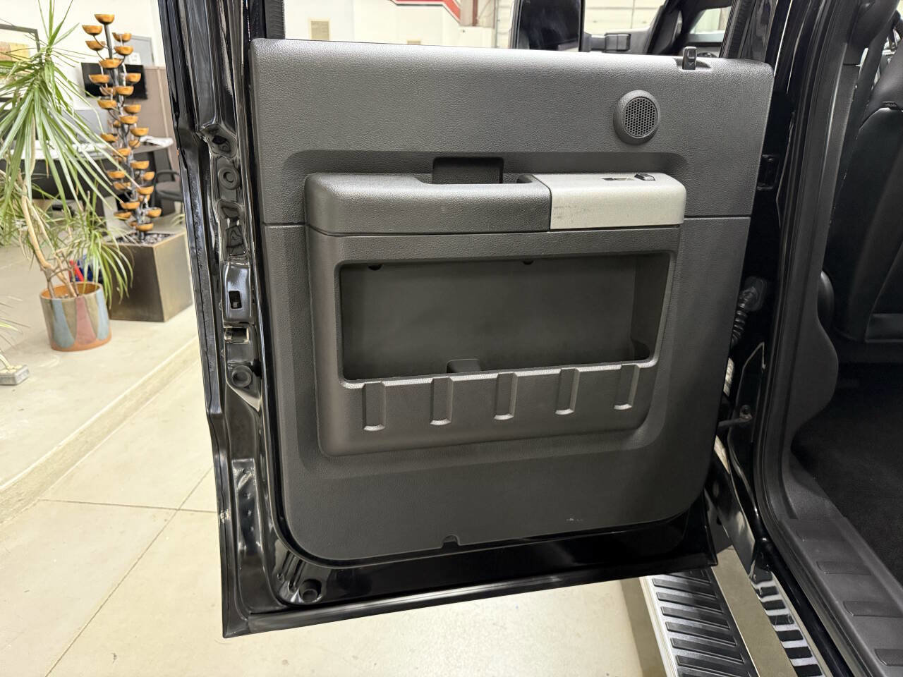 Used 2016 Ford F250 Lariat w/ Lariat Ultimate Package image 11