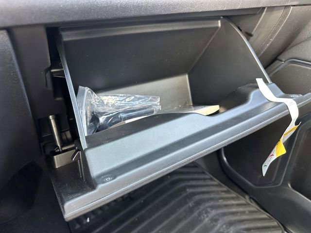 Certified 2025 Chevrolet Silverado 1500 LT image 32