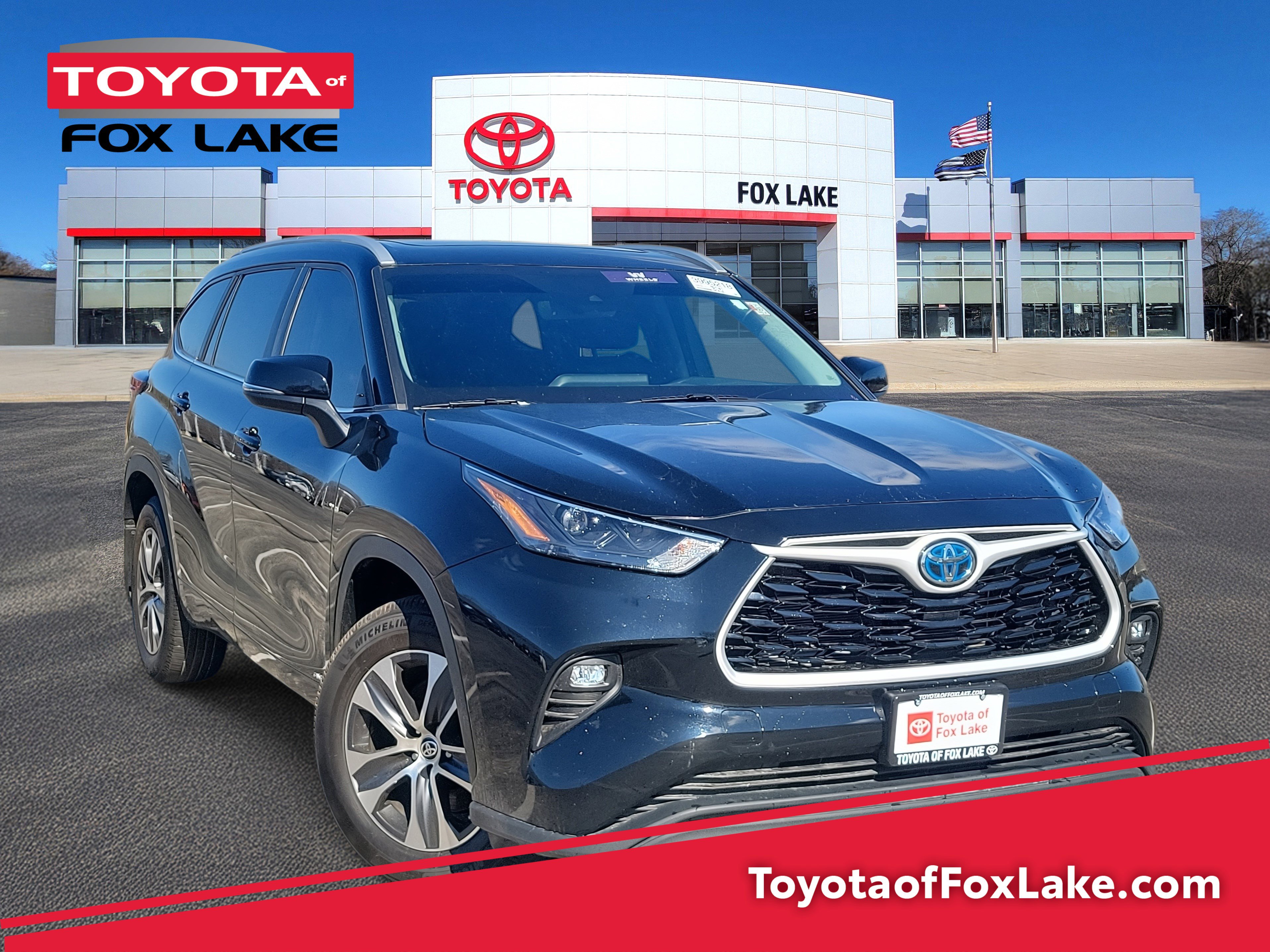 Used 2024 Toyota Highlander XLE image 1