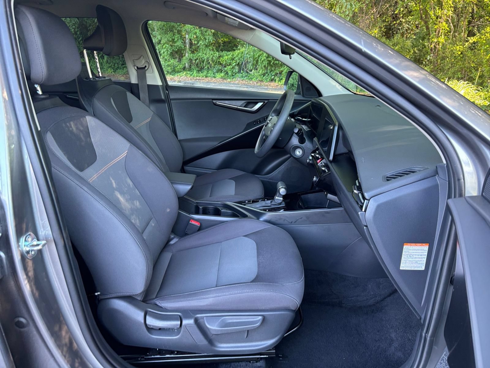 Used 2026 Kia Niro LX FWD image 34
