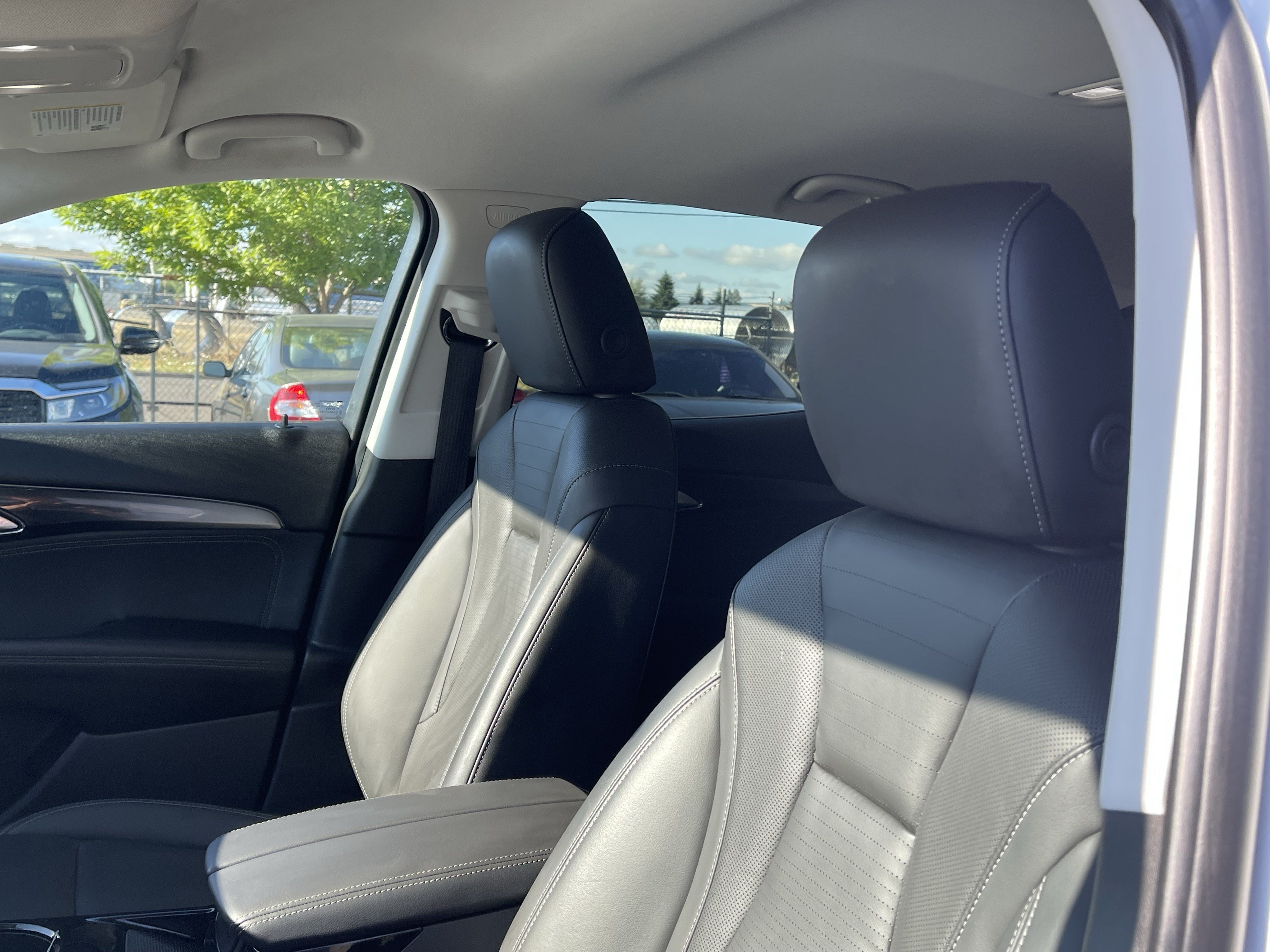 Used 2024 Buick Envision Preferred AWD/4WD image 20