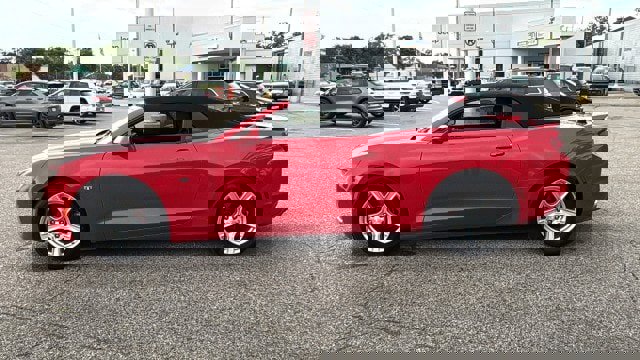 Used 2019 Chevrolet Camaro LT image 31