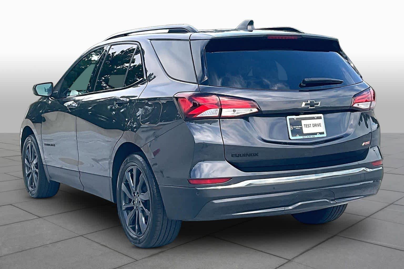 Used 2023 Chevrolet Equinox RS FWD image 10