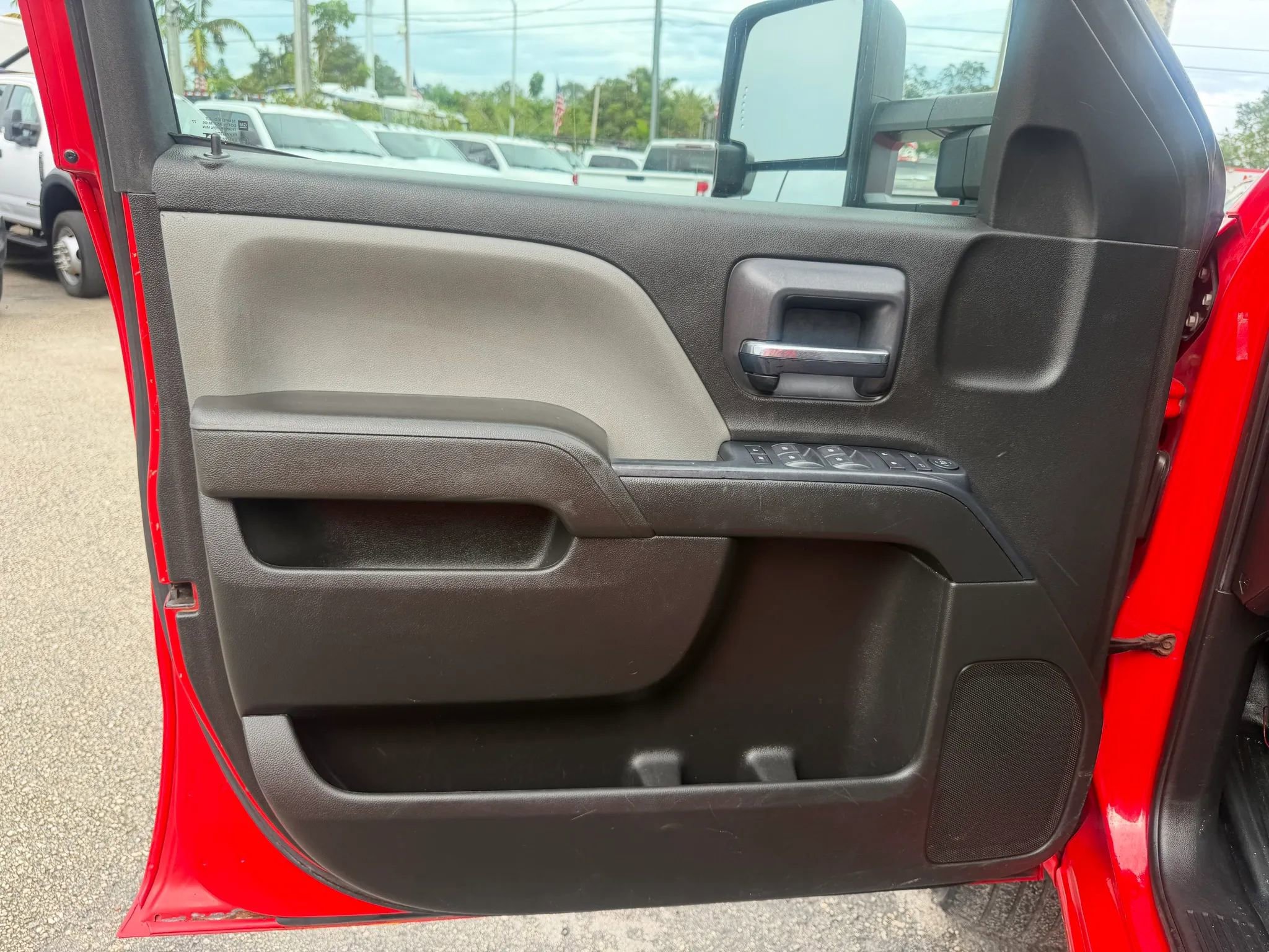 Used 2017 GMC Sierra 3500 4x4 Crew Cab w/ Snow Plow Prep Package image 12