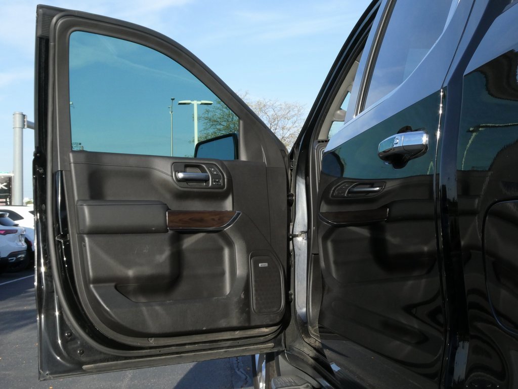 Used 2020 GMC Sierra 1500 SLT w/ SLT Premium Plus Package image 33
