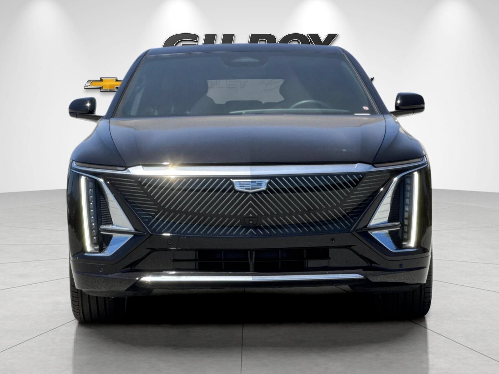 Used 2024 Cadillac Lyriq Luxury w/ LPO, Floor Liner Package AWD/4WD image 8
