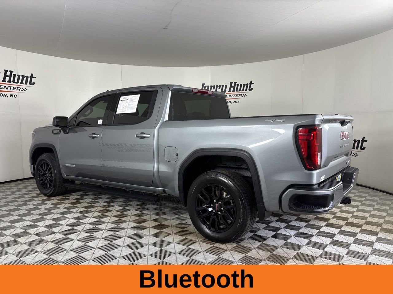 Used 2024 GMC Sierra 1500 Elevation AWD/4WD image 7