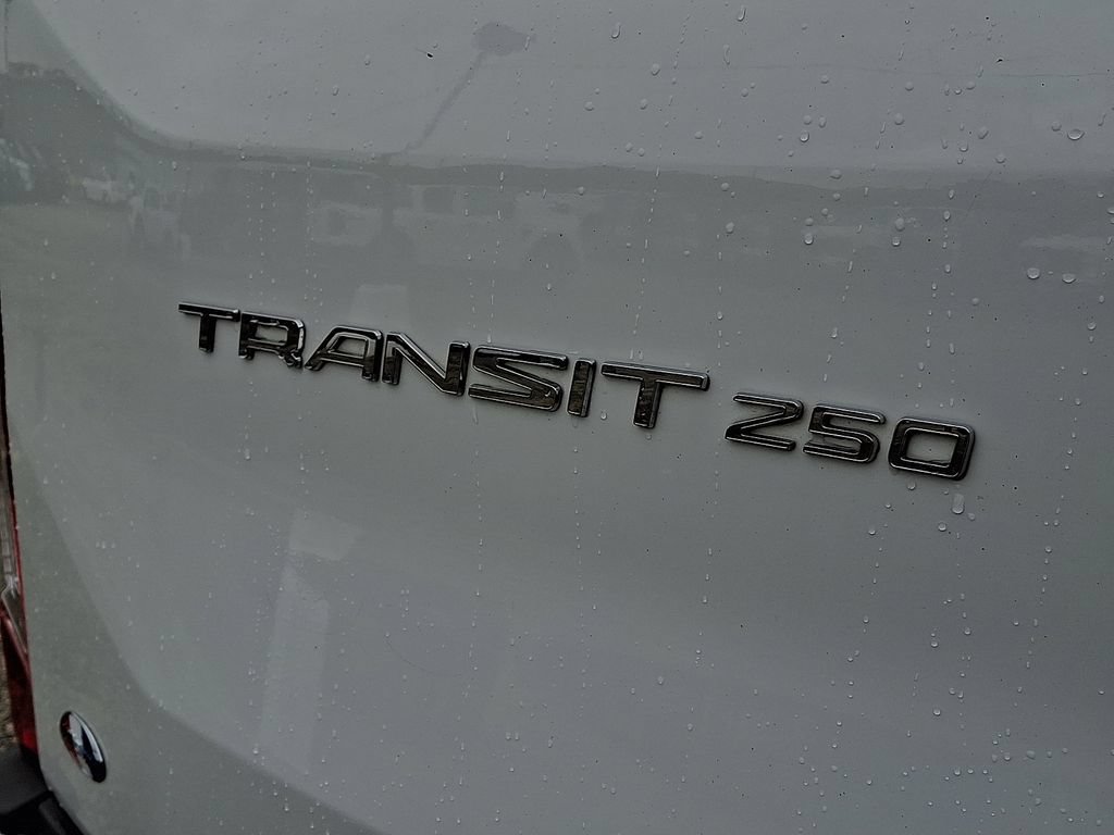 Used 2022 Ford Transit 250 Low Roof w/ Exterior Upgrade Package RWD image 32