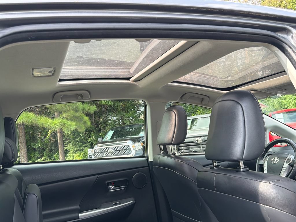 Used 2015 Toyota Prius V Five w/ Advanced Technology Package FWD image 11