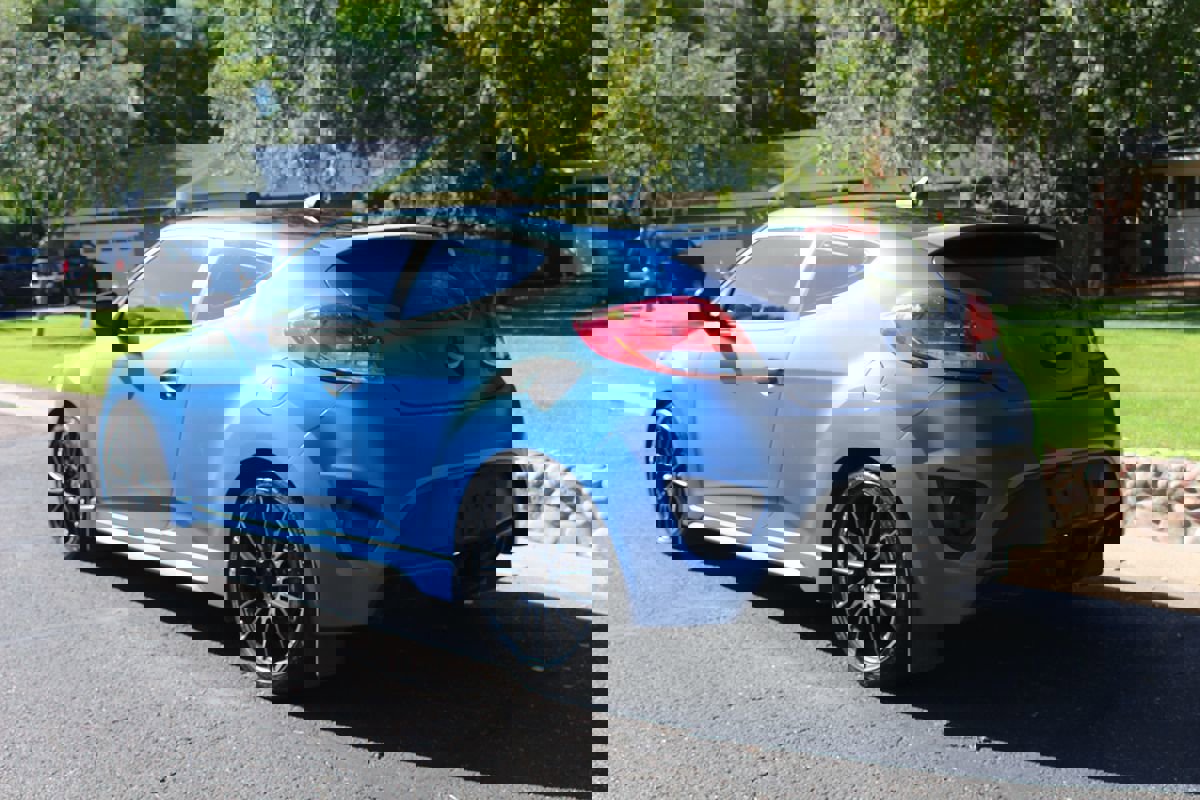 Used 2016 Hyundai Veloster Rally Edition image 30