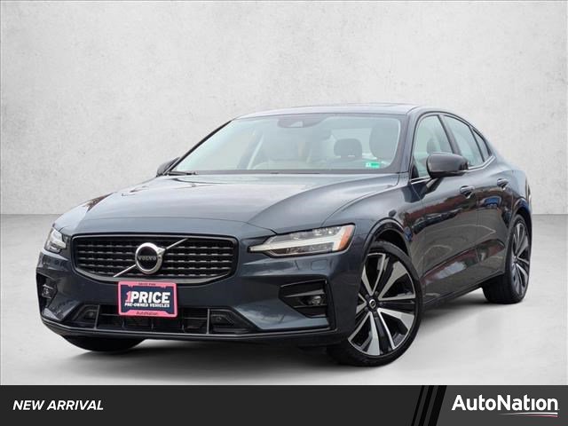 Used 2022 Volvo S60 B5 Momentum w/ Premium Package