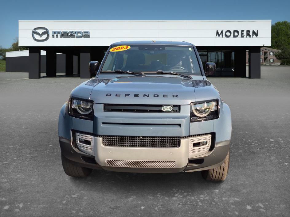 Used 2023 Land Rover Defender 90 SE AWD/4WD image 8